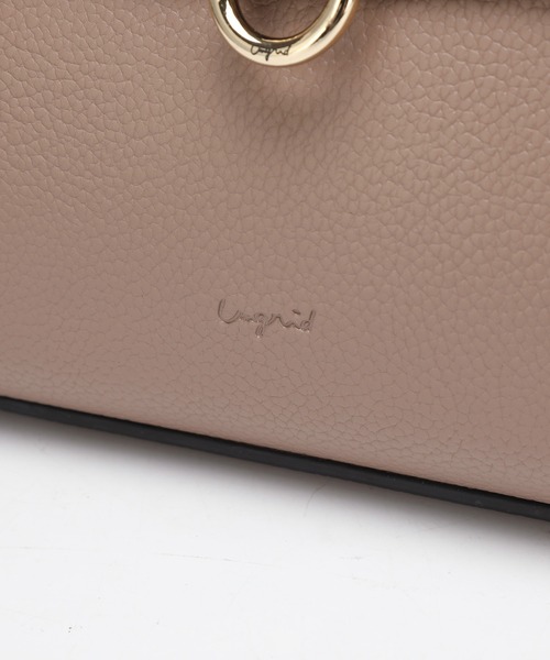Ungrid(アングリッド)の「【Ungrid/アングリッド】リング 軽量シュリンク Wフラップミディアムハンドバッグ(ハンドバッグ・レディース・ダークベージュ/ダークブラウン/ブラック/アイボリー/グレイッシュベージュ/カーキ・FREE)」の15枚目の写真