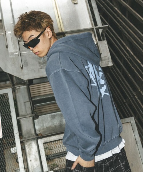 MAHAGRID（マハグリッド）の「『mahagrid/マハグリッド』SUN LOGO PIGMENT ZIP UP HOODIE/サンロゴピグメント ジップアップ フーディー（パーカー・レディース・チャコールグレー/ネイビー・M/L）」の17枚目の写真
