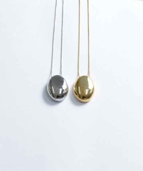 emouv by est（エモーヴバイエスト）の「emouv by est エリプスネックレス（ネックレス・レディース・ゴールド/シルバー・FREE）」の4枚目の写真