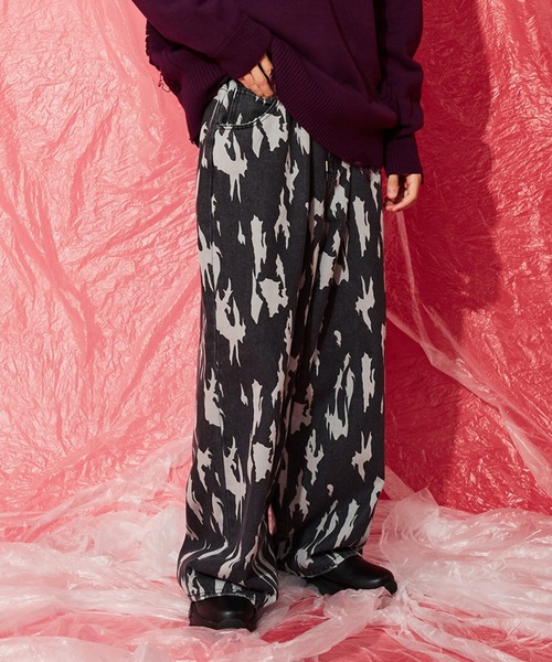 Adoon plain(アドーンプレーン)の「ブリーチワイドデニムパンツ(デニムパンツ・メンズ・ブラック/インディゴブルー・SMALL/MEDIUM/LARGE)」の2枚目の写真
