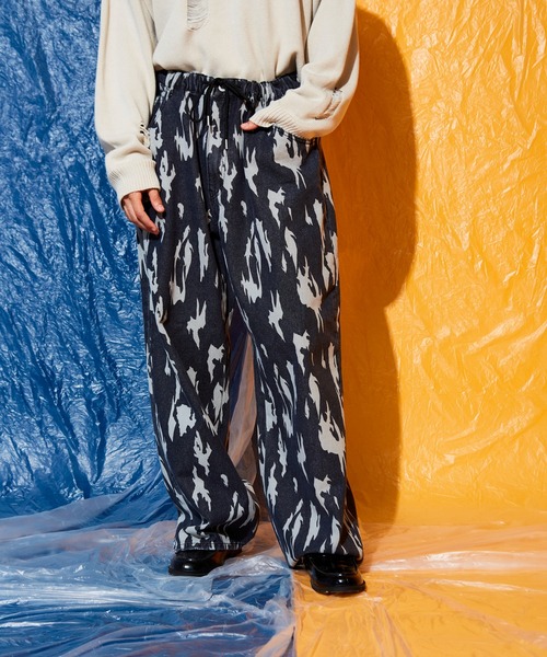 Adoon plain(アドーンプレーン)の「ブリーチワイドデニムパンツ(デニムパンツ・メンズ・ブラック/インディゴブルー・SMALL/MEDIUM/LARGE)」の15枚目の写真