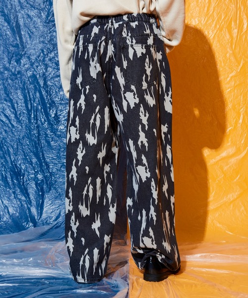 Adoon plain(アドーンプレーン)の「ブリーチワイドデニムパンツ(デニムパンツ・メンズ・ブラック/インディゴブルー・SMALL/MEDIUM/LARGE)」の17枚目の写真