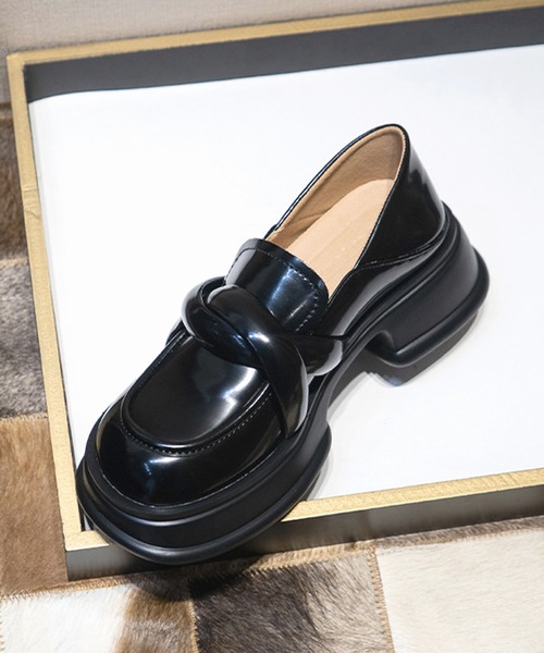 Futier land（フューティアランド）の「2way厚底パフローファー（ローファー・レディース・ブラック・36/37/38/39/40）」の3枚目の写真