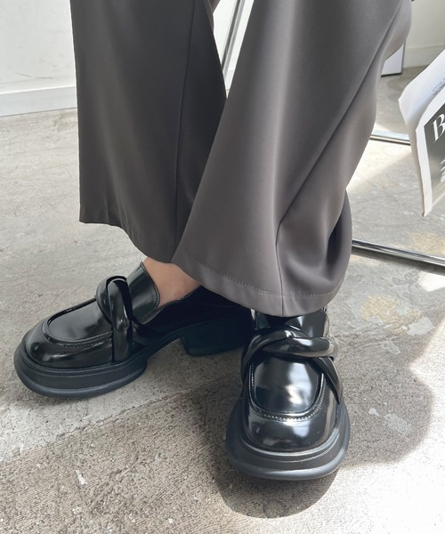 Futier land（フューティアランド）の「2way厚底パフローファー（ローファー・レディース・ブラック・36/37/38/39/40）」の6枚目の写真