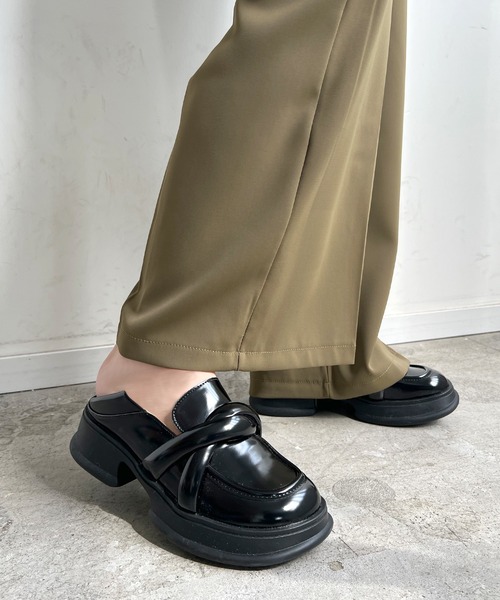 Futier land（フューティアランド）の「2way厚底パフローファー（ローファー・レディース・ブラック・36/37/38/39/40）」の19枚目の写真