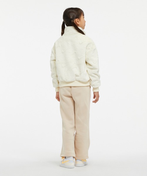 NIKE（ナイキ）の「《セットアップ対応商品》ナイキ スポーツウェア クラブ フリース ジュニア (ガールズ) ワイドレッグ パンツ / Nike Sportswear Club Fleece Big Kids' (Girls') Wide-Leg Pants＜130-170cm 展開＞（スウェットパンツ・キッズ・ブラック/ブラウン系その他2・130/140/170/150/160）」の17枚目の写真