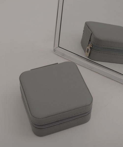 M*o様 グレーの多段式アクセサリーケース モバイルアクセサリーケース