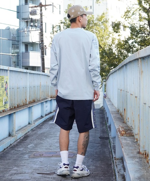 adidas(アディダス)の「adidas/アディダス ロンT スリーブプリント クルーネック オーバーサイズ ユニセックス JSY26(Tシャツ/カットソー・メンズ・ホワイト/ブラック/ライトブルー・XL/L/3XL/2XL/M)」の13枚目の写真