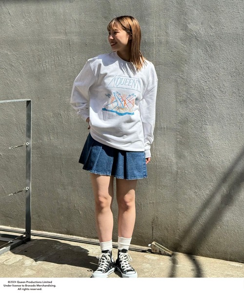 CIAOPANIC(チャオパニック)の「【ユニセックス】【QUEEN/クイーン】グラフィックヴィンテージ加工ロックスウェット(スウェット・レディース・ホワイト/チャコールグレー・FREE)」の19枚目の写真