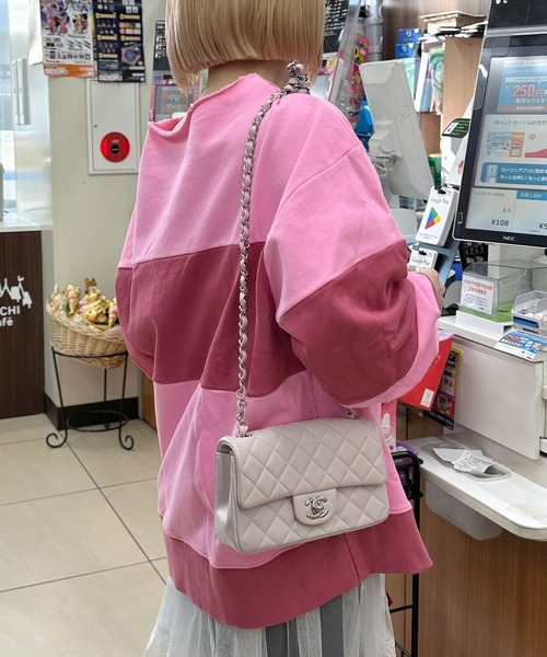 Alley by w closet（アリーバイダブルクローゼット）の「【Alley】配色切替プルオーバー（スウェット・レディース・ピンク/ブルー・FREE）」の5枚目の写真