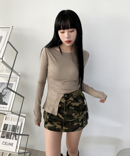 FOLLOWIN（フォロウィン）の「[FLW MADE] [MD PICK] オフショルダーカットアウトリブTシャツ（Tシャツ/カットソー・レディース・バーガンディー/ブラウン/ベージュ/アイボリー/ブラック/チャコールグレー・FREE）」の5枚目の写真