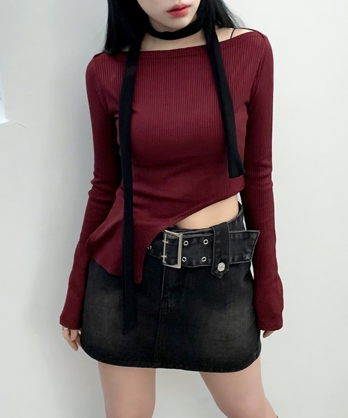 FOLLOWIN（フォロウィン）の「[FLW MADE] [MD PICK] オフショルダーカットアウトリブTシャツ（Tシャツ/カットソー・レディース・バーガンディー/ブラウン/ベージュ/アイボリー/ブラック/チャコールグレー・FREE）」の6枚目の写真