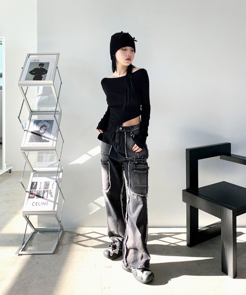 FOLLOWIN（フォロウィン）の「[FLW MADE] [MD PICK] オフショルダーカットアウトリブTシャツ（Tシャツ/カットソー・レディース・バーガンディー/ブラウン/ベージュ/アイボリー/ブラック/チャコールグレー・FREE）」の20枚目の写真