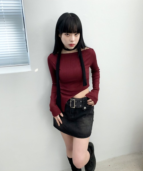 FOLLOWIN（フォロウィン）の「[FLW MADE] [MD PICK] オフショルダーカットアウトリブTシャツ（Tシャツ/カットソー・レディース・バーガンディー/ブラウン/ベージュ/アイボリー/ブラック/チャコールグレー・FREE）」の9枚目の写真