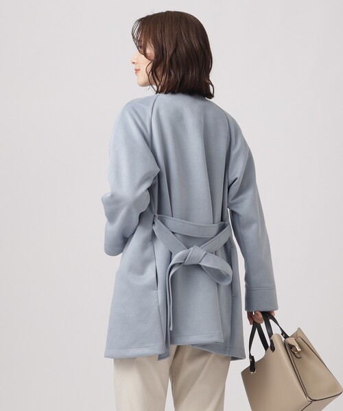 DRESKIP（ドレスキップ）の「◆【さらっと羽織れてきれい見え】デイリーに活躍する スエードポンチ着流しハーフコート（ノーカラーコート・レディース・ベージュ/ブルー/アイボリー・02/03/04）」の7枚目の写真
