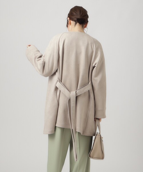 DRESKIP（ドレスキップ）の「◆【さらっと羽織れてきれい見え】デイリーに活躍する スエードポンチ着流しハーフコート（ノーカラーコート・レディース・ベージュ/ブルー/アイボリー・02/03/04）」の12枚目の写真