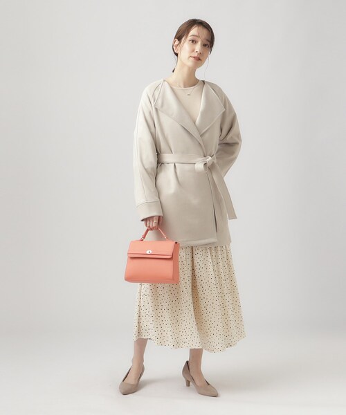 DRESKIP（ドレスキップ）の「◆【さらっと羽織れてきれい見え】デイリーに活躍する スエードポンチ着流しハーフコート（ノーカラーコート・レディース・ベージュ/ブルー/アイボリー・02/03/04）」の18枚目の写真