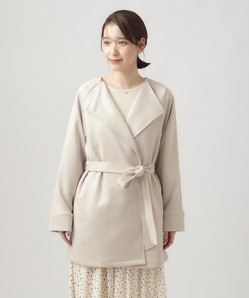 DRESKIP（ドレスキップ）の「◆【さらっと羽織れてきれい見え】デイリーに活躍する スエードポンチ着流しハーフコート（ノーカラーコート・レディース・ベージュ/ブルー/アイボリー・02/03/04）」の21枚目の写真