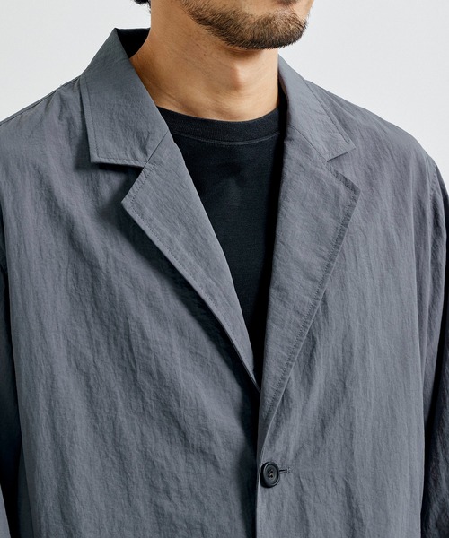 WHITE MOUNTAINEERING（ホワイトマウンテニアリング）の「【White Mountaineering / ホワイトマウンテニアリング】NYLON LAPEL JACKET/ナイロンラペルジャケット【セットアップ対】（テーラードジャケット・メンズ・ブラック/ダークグレー・1/2）」の12枚目の写真