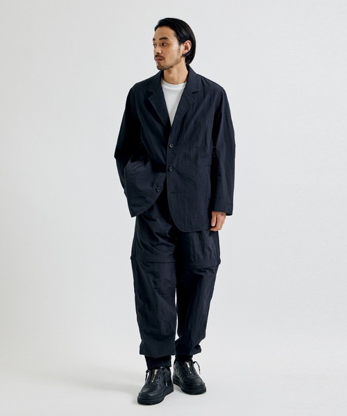 WHITE MOUNTAINEERING（ホワイトマウンテニアリング）の「【White Mountaineering / ホワイトマウンテニアリング】NYLON LAPEL JACKET/ナイロンラペルジャケット【セットアップ対】（テーラードジャケット・メンズ・ブラック/ダークグレー・1/2）」の17枚目の写真