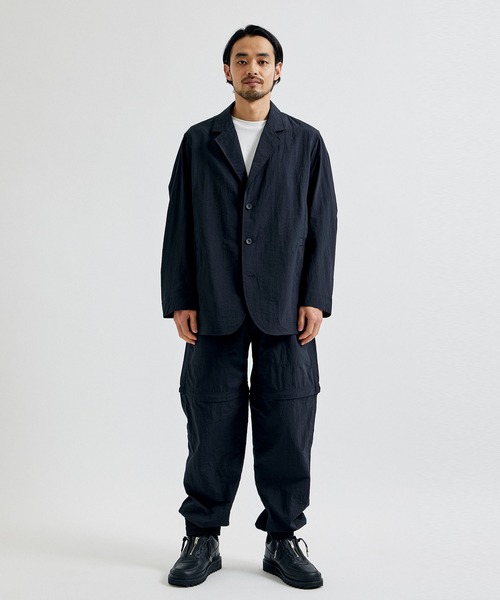 WHITE MOUNTAINEERING（ホワイトマウンテニアリング）の「【White Mountaineering / ホワイトマウンテニアリング】NYLON LAPEL JACKET/ナイロンラペルジャケット【セットアップ対】（テーラードジャケット・メンズ・ブラック/ダークグレー・1/2）」の21枚目の写真