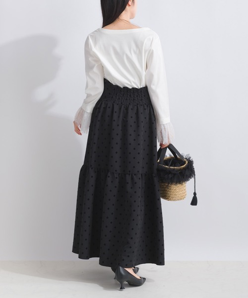 PICCIN PERLA(ピッチンペルラ)の「袖口チュール付きボートネックコットンロングTシャツ(Tシャツ/カットソー・レディース・ブラック/オフホワイト・M)」の10枚目の写真
