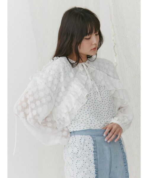 merry jenny（メリージェニー）の「fluffy flowerボレロ（シャツ/ブラウス・レディース・オフホワイト/ブラック/ピンク・FREE）」の8枚目の写真