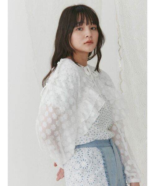 merry jenny（メリージェニー）の「fluffy flowerボレロ（シャツ/ブラウス・レディース・オフホワイト/ブラック/ピンク・FREE）」の9枚目の写真