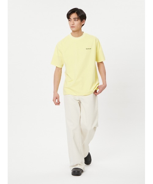Barbour（バブアー）の「"JAPAN LIMITED" ワンポイント ベーシックロゴTシャツ（オーバーサイズフィット）（Tシャツ/カットソー・メンズ・ピンク/ブルー/イエロー/アイボリー/カーキ/ベージュ/ホワイト/ブラック・SMALL/MEDIUM/LARGE/X-LARGE/X-SMALL）」の17枚目の写真