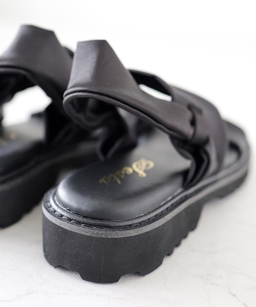 SESTO（セスト）の「ストレッチサテン軽量厚底サンダル（サンダル・レディース・ブラック/アイボリー/カーキ/ゴールド/ブラック系その他/アイボリー系/シルバー・S/M/L/LL/3L/SS/4L/5L）」の11枚目の写真