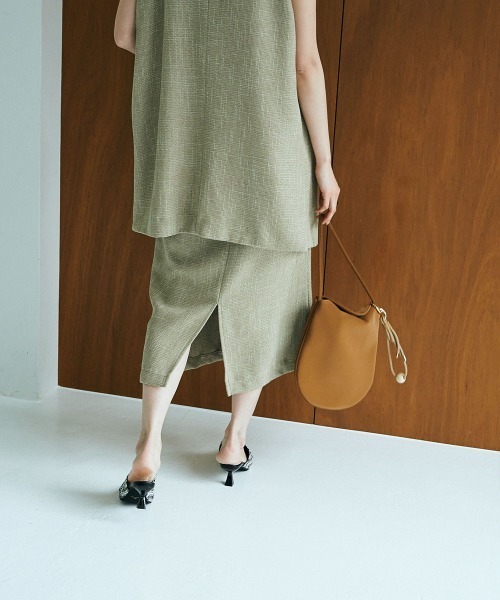 marjour（マージュール）の「KASURI TWEED NARROW SKIRT（スカート・レディース・ブラック/グリーン系・M）」の4枚目の写真