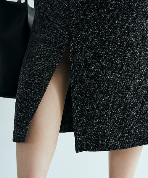 marjour（マージュール）の「KASURI TWEED NARROW SKIRT（スカート・レディース・ブラック/グリーン系・M）」の18枚目の写真