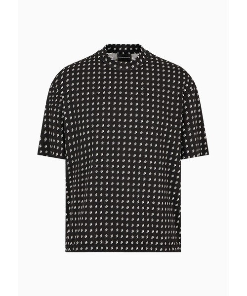 EMPORIO ARMANI(エンポリオアルマーニ)の「【エンポリオ アルマーニ】オーバーサイズTシャツ ジャージー製 オールオーバープリントと伸縮素材の裾(Tシャツ/カットソー・メンズ・ブラック・LARGE/MEDIUM/X-LARGE/SMALL/X-SMALL)」の2枚目の写真