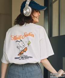PEANUTS（ピーナッツ）の「【PEANUTS   SNOOPY】別注 ピーナッツ スヌーピー&フレンズ ヴィンテージプリント 半袖Tシャツ（Tシャツ/カットソー）」