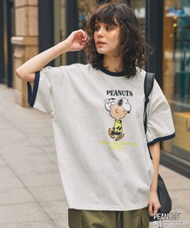 PEANUTS（ピーナッツ）の「【PEANUTS / SNOOPY】別注 ピーナッツ スヌーピー&フレンズ ヴィンテージプリント 半袖Tシャツ（Tシャツ/カットソー）」