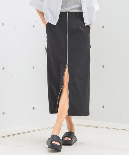 HEREIAM（ヘレイアム）の「【HEREIAM】接触冷感／COOLマテリアルZIPスカート（スカート・レディース・キャメル/ブラック・SMALL/MEDIUM）」の2枚目の写真