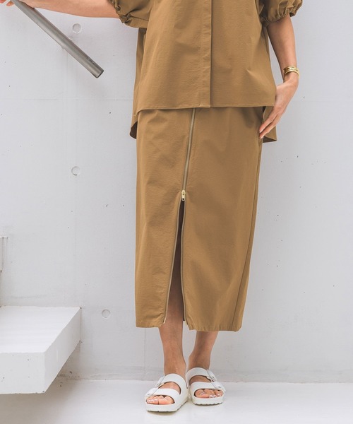 HEREIAM（ヘレイアム）の「【HEREIAM】接触冷感／COOLマテリアルZIPスカート（スカート・レディース・キャメル/ブラック・SMALL/MEDIUM）」の15枚目の写真