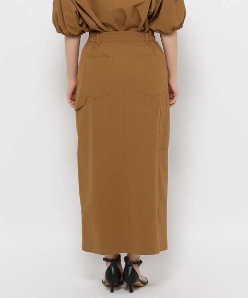 HEREIAM（ヘレイアム）の「【HEREIAM】接触冷感／COOLマテリアルZIPスカート（スカート・レディース・キャメル/ブラック・SMALL/MEDIUM）」の4枚目の写真