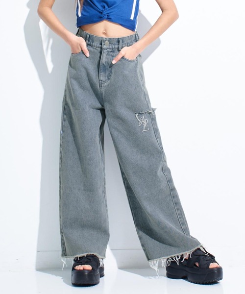 ANAP GiRL(アナップガール)の「クラッシュデザインワイドパンツ(デニムパンツ・キッズ・ライトブルー/ブラック・XS/S/M)」の2枚目の写真