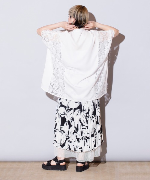 OSMOSIS（オズモーシス）の「切替ワイドブラウス（シャツ/ブラウス・レディース・ホワイト/ネイビー/ブラック・ONE SIZE）」の14枚目の写真