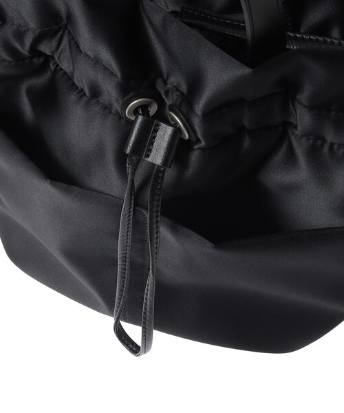 HIROKO HAYASHI（ヒロコハヤシ）の「LUINI SATINE（ルイーニ サティーネ）ショルダーバッグ（ショルダーバッグ・レディース・ブラック/ダークオリーブ/ダークグレー/ライトグレー/サンドベージュ・00）」の12枚目の写真