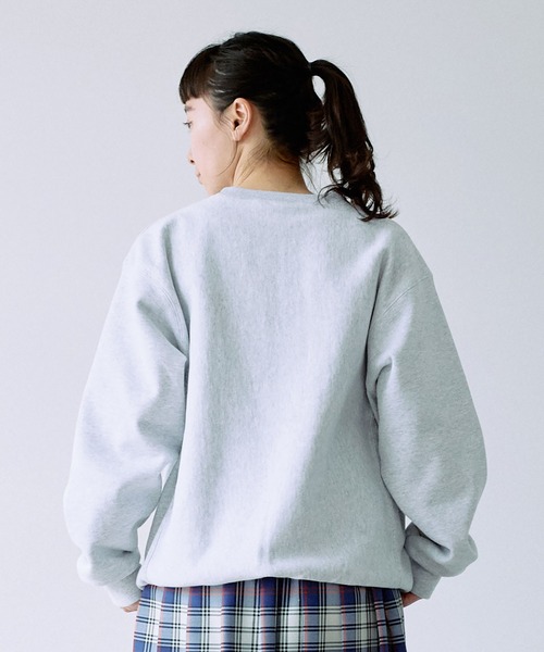 yuni（ユニ ）の「スウェット dreams embroidery プルオーバー 