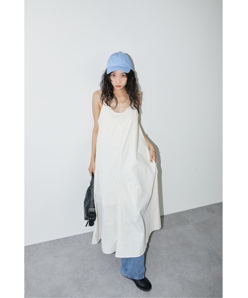 DRWCYS（ドロシーズ）の「フレアキャミワンピース（ワンピース・レディース・ホワイト/ブラック・FREE）」の5枚目の写真