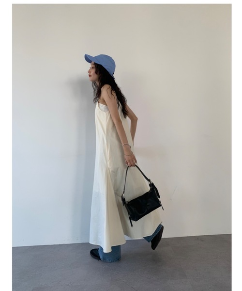 DRWCYS（ドロシーズ）の「フレアキャミワンピース（ワンピース・レディース・ホワイト/ブラック・FREE）」の16枚目の写真