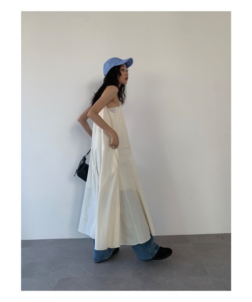 DRWCYS（ドロシーズ）の「フレアキャミワンピース（ワンピース・レディース・ホワイト/ブラック・FREE）」の19枚目の写真