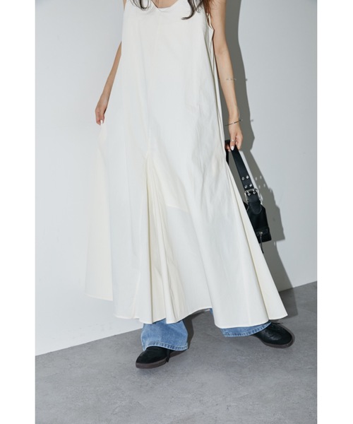 DRWCYS（ドロシーズ）の「フレアキャミワンピース（ワンピース・レディース・ホワイト/ブラック・FREE）」の12枚目の写真