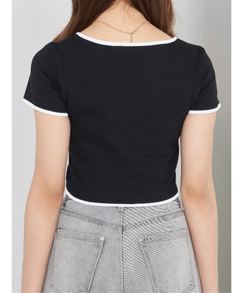 Darich（ダーリッチ）の「カメリアモチーフTシャツ（Tシャツ/カットソー・レディース・サックスブルー/ブラック/ホワイト・FREE）」の9枚目の写真