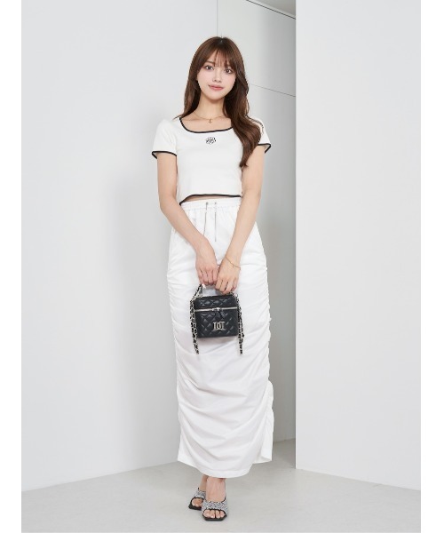 Darich（ダーリッチ）の「カメリアモチーフTシャツ（Tシャツ/カットソー・レディース・サックスブルー/ブラック/ホワイト・FREE）」の15枚目の写真