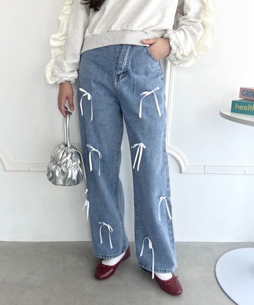 Loueme（ルエム）の「【付け替え可能】リボンデニムパンツ（デニムパンツ・レディース・ブルー・FREE）」の2枚目の写真