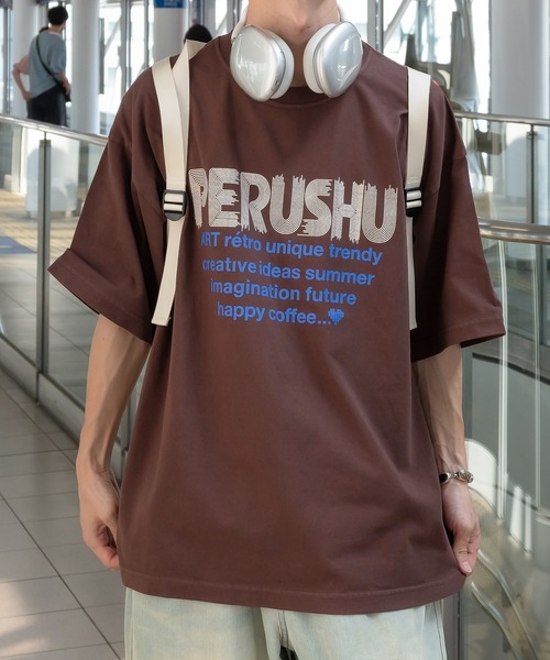 Perushu（ペルーシュ）の「レトロアソートプリントTシャツ（Tシャツ/カットソー・メンズ・ホワイト/ホワイト系/ブラウン系/チャコールグレー/グレー系・SMALL/MEDIUM/LARGE）」の5枚目の写真